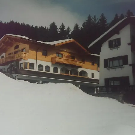 Landhaus Tuxerschafer Bed & Breakfast Tux