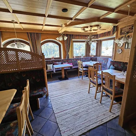 Landhaus Tuxerschafer 3* Tux